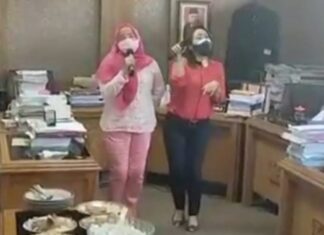 Tangkapan Layar Video Anggota DPRD Karaoke saat Pandemi